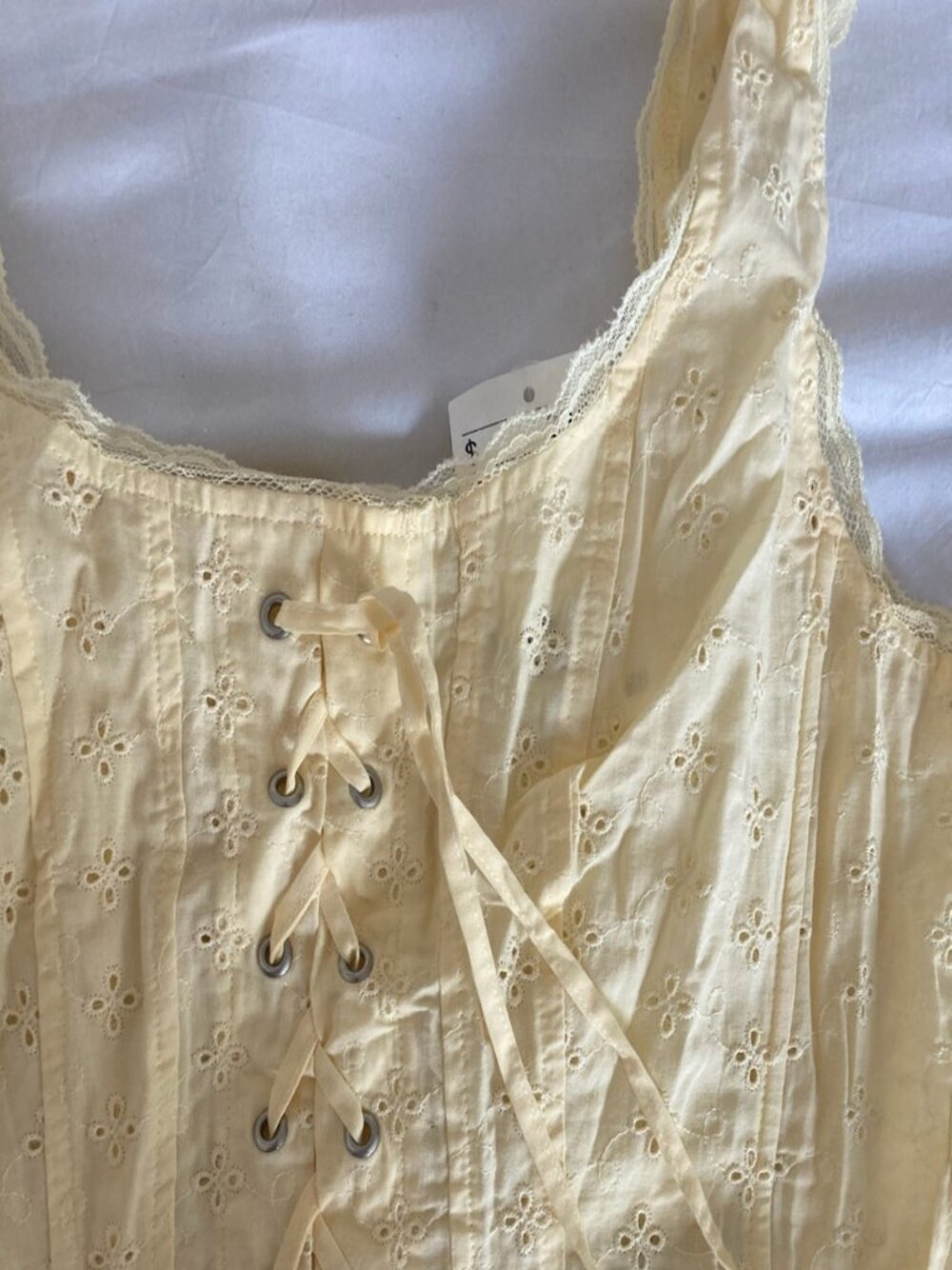 Yellow Tank - Picture 2 of 4